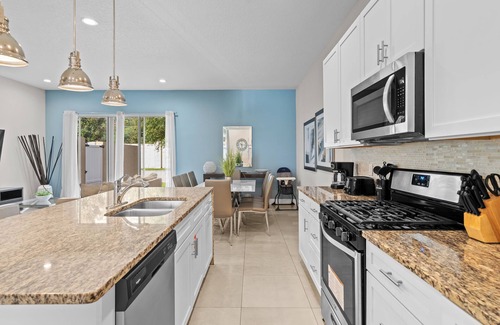 West Kissimmee House | Family Home: Clubhouse, Themed Rooms & Backyard