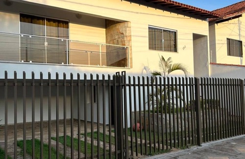 Alfenas House | Family Home for Graduations