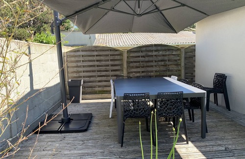 Hermanville-sur-Mer House | Family home: Large family apartment + sauna area