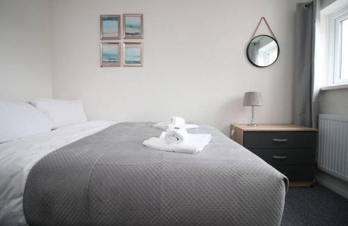 Barry House | Family Home in the Charming Coastal Town of Barry