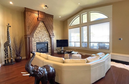 Southwest Mission House | Family Home in Upper Mission