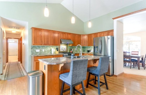 Post Falls Apartment | Family Home w/Pool Table + Fall Weekly Discounts