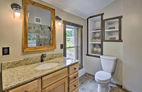 Tully House | Family Lake and Ski House with Paddleboards and Fire Pit