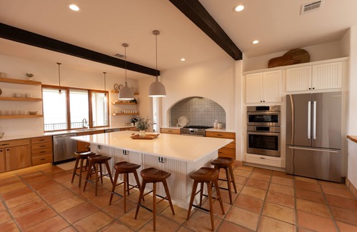 Lago Vista House | Family Oasis - Chef’s Kitchen, Game Room, Pool & Expansive Outdoor Living