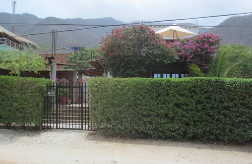 Taganga House | Family Private Room