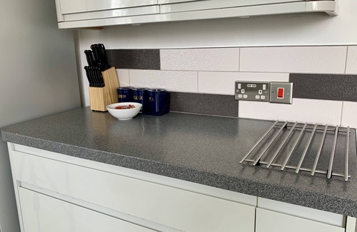 Willenhall House | Family-Ready 6BR House Near City and Stadiums