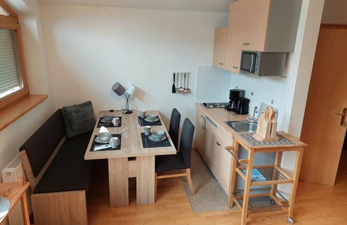 Maria Alm am Steinernen Meer Apartment | Family room "1" with bath, WC, "1" - Haus Heidi