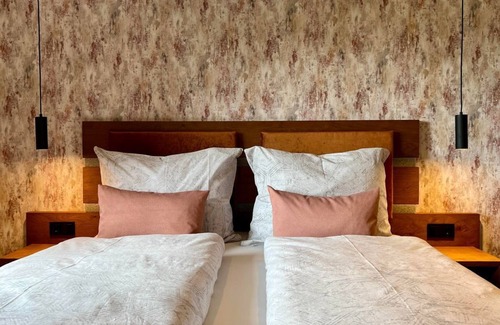 Muehlbach Am Hochkoenig House | Family room with sofa bed (room 1) - Gasthof Scherer