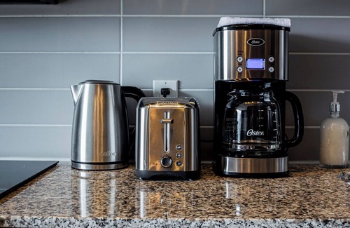 Bay Cloverhill Condo | Family Size 1 Bedroom Condo with BALCONY walk to SICK KIDS HOSPITAL. Sleeps 4