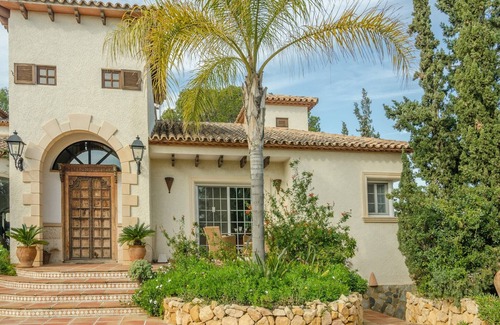 L'Alfas del Pi Villa | Family Villa Near L'Albir Beaches