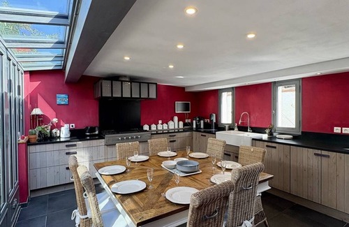 Le Barcares House | Family villa with swimming pool 100 m from the beach 8ALBAU26
