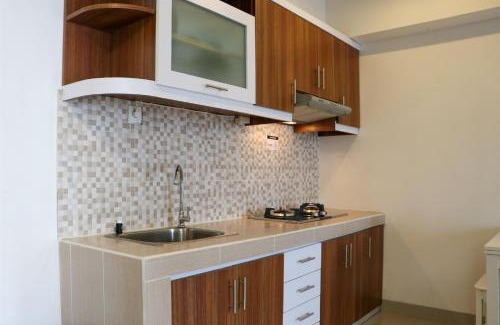 Jatinegara Apartment | Fancy and Nice 1BR Apartment at H Residence By Travelio