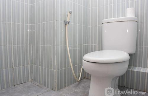 Depok Apartment | Fancy and Nice Studio at Cinere Resort Apartment By Travelio