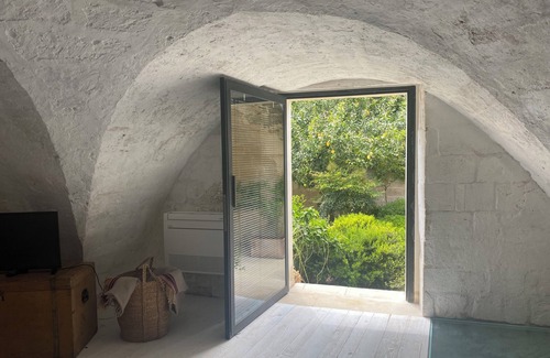 Lecce House | Fancy loft with garden in old Beccherie