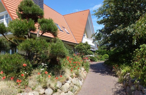 Wenningstedt-Braderup Apartment | Fantastic 3-room apartment with approx. 85 m², for up to 4 people.