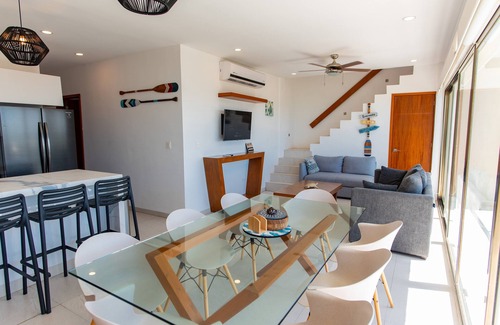 Chicxulub Puerto Apartment | Fantastic beachfront Penthouse, Jacuzzi, Rooftop