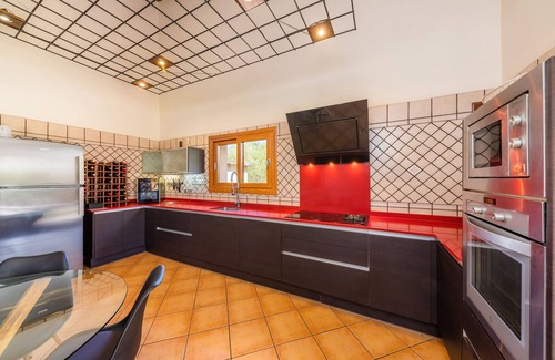 Felanitx Villa | Fantastic Country House with Pool, Wi-Fi, Air Conditioning and Garden