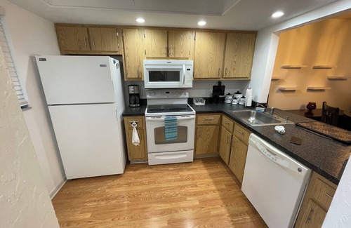 Naples Condo | Fantastic Naples Florida Condo Great Location and Value close to Marco Island