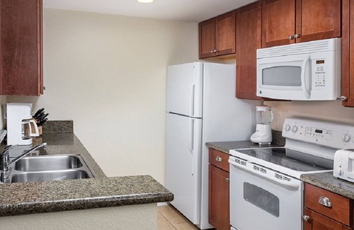 Townsite Resort | Fantastic Ocean views at a great price. 2 BR 2 Bath Deluxe just steps from pier