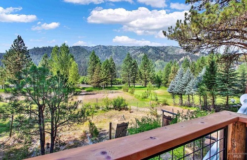 Garden Valley Cabin | Fantastic Riverside Cabin with Hot Tub, WFI!