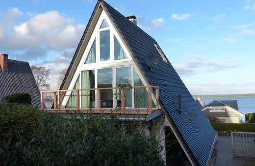Borgwedel House | Fantastic Schleiblick in a quiet location