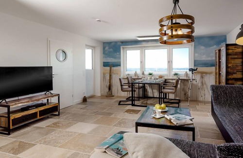 Hornum Apartment | Fantastic sea view over the east side to the islands of Foehr and Amrum.