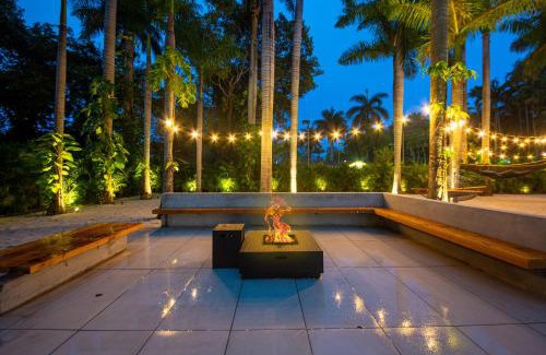 Golden Glades Villa | Fantastic Villa North Miami BY THE GLAMHOMES