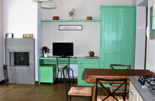 Grotte di Castro Condo | FARM HOLIDAYS FOR GROUPS EVENTS New Year's Eve festivities