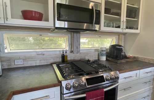 Pauwela House | Farm House with Ocean Views! #BBPH 2021/001