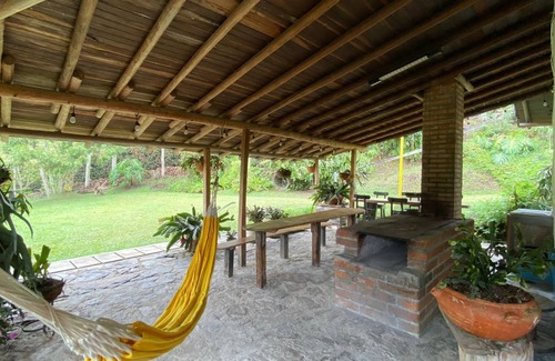 Guarne House | Farm in Guarne, quiet space near Medellín!