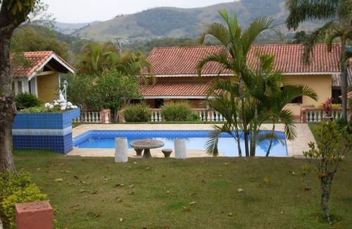 Bairro Canedos House | Farm of Violets