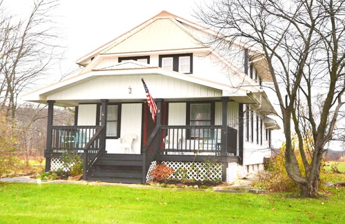 Thompson House | Farm stay at Midnight Rose Farm