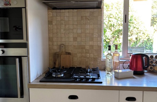 Cavaillon Other | Farmhouse in the heart of town