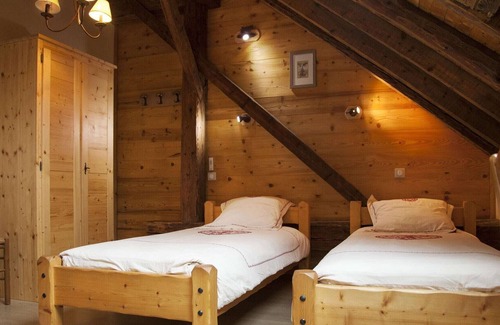 Mercury Villa | Farmhouse in the heart of the mountains
