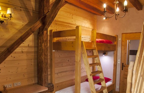 Mercury Villa | Farmhouse in the heart of the mountains