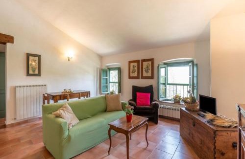 Collesalvetti House | Farmhouse in Tuscany near Pisa & Beaches