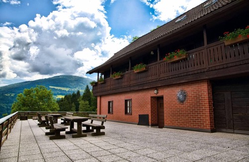 Kraa Apartment | Farmhouse near Afritzer See & Verditz Trails