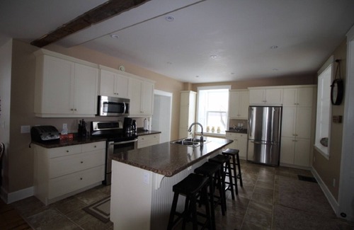 Saugeen Shores Other | Farmhouse Retreat - 5 minutes from the beach!