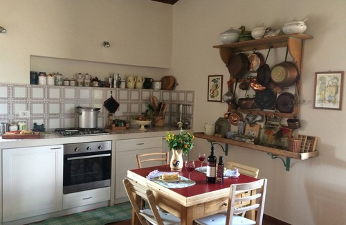 Cerveteri House | Farmhouse surrounded by olive trees a few steps from the center of Cerveteri
