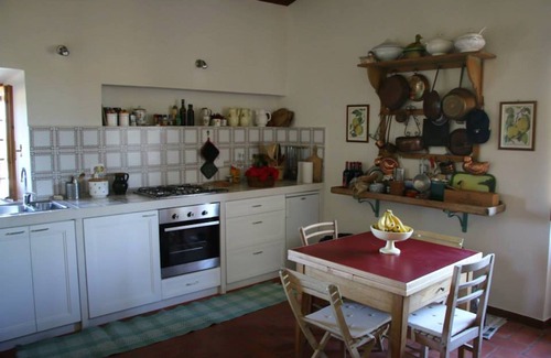 Cerveteri House | Farmhouse surrounded by olive trees a few steps from the center of Cerveteri