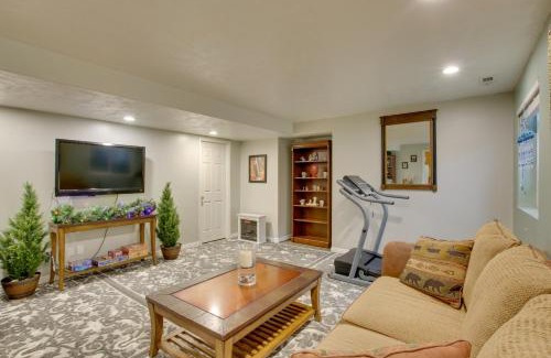 Farr West Apartment | Farr West Apartment on Farm Less Than 25 Mi to Ski Resorts