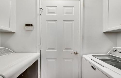 Euless House | Fast Wifi, 7 Miles to DFW