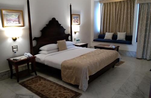 Udaipur Resort | Fateh Garh Resort by Fateh Collection
