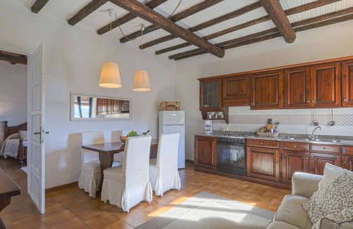 San Gimignano Apartment | Fattoria di Fugnano by Interhome