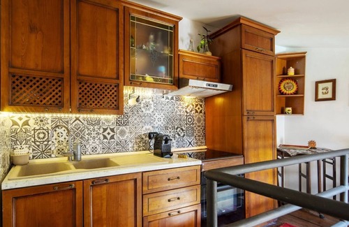 San Michele in Teverina House | Favor in the village with Jacuzzi