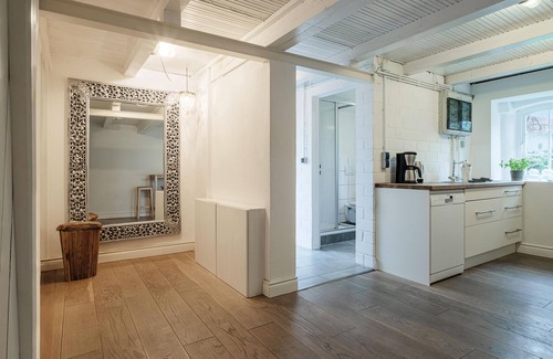 Langballig House | Favorite place by the sea - vacation home Klüterkammer on an estate with Baltic Sea charm and