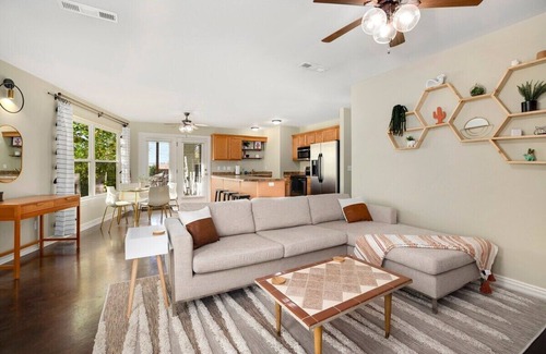 Fayetteville House | Fayettevilla - 3 min to the U of A and Bike Trails