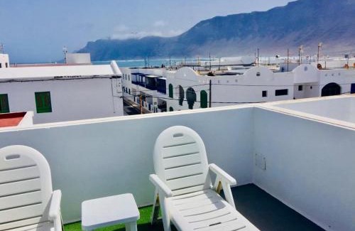 Caleta de Famara Apartment | FCG20, Famara Beach