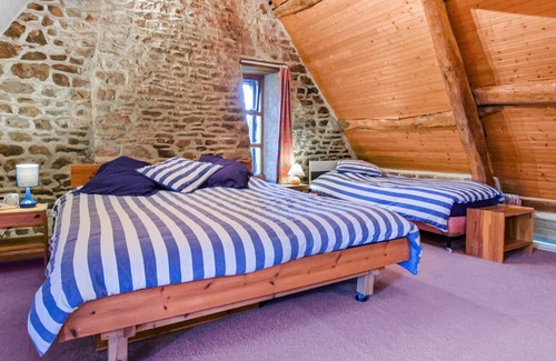 Tinchebray House | Feel a bit like in a fairy tale and spend your vacation in this charming stone house.