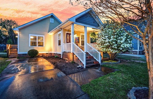 Southeast Raleigh House | Feels Like Home - Close to Downtown!